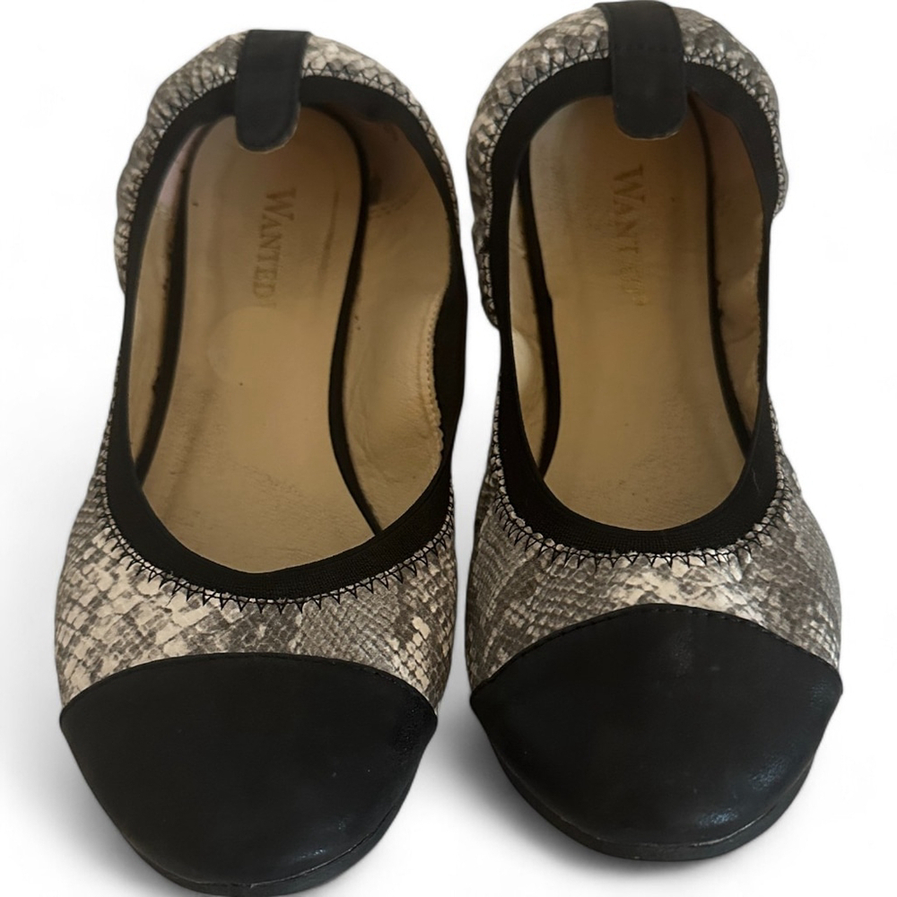 Women's Wanted Ballet Flats Size 6.5 Black and Gray